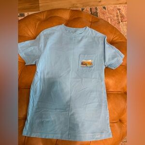 Vineyard Vines tee